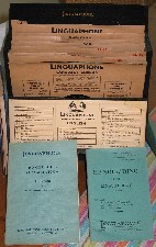 Conversational Course: English. 1930. Sixteen gramophone records with a number of books<br />
Issued in a hinged wooden box